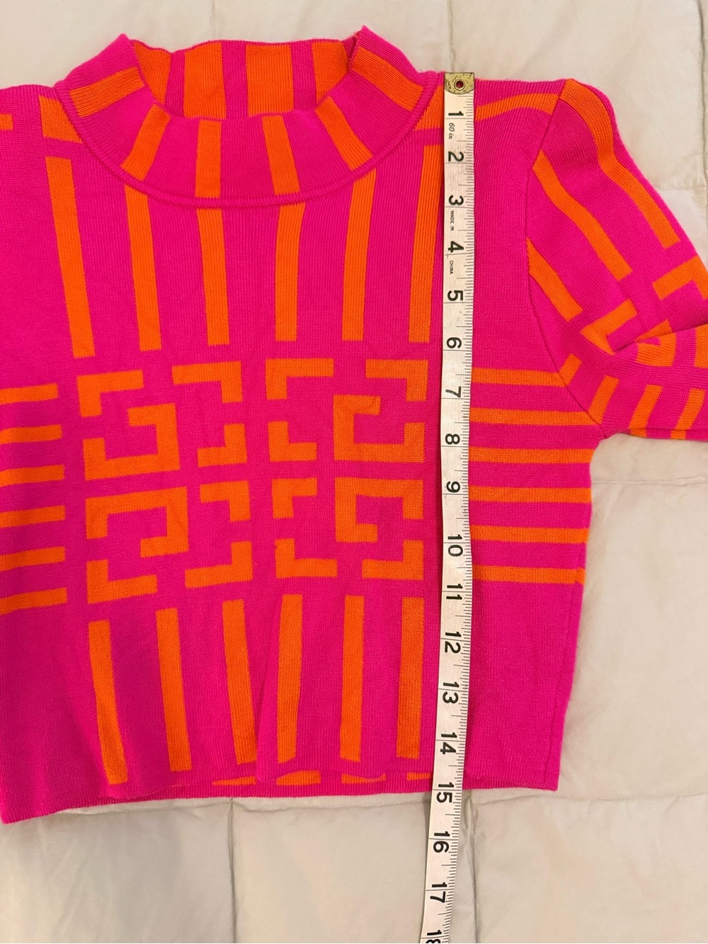 Lizette Collection Geometric Maze Cropped Knit Sweater Pink Orange Size S - Picture 10 of 11